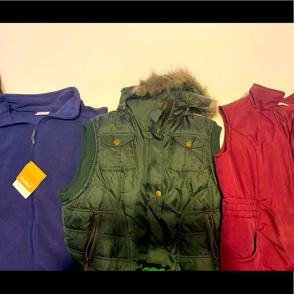 3 vests